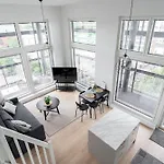 New 3br Penthouse Loft - Sauna & Free Parking