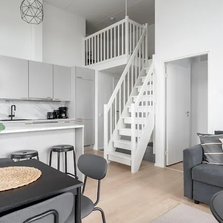 アパート New 3br Penthouse Loft - Sauna & Free Parking タンペレ