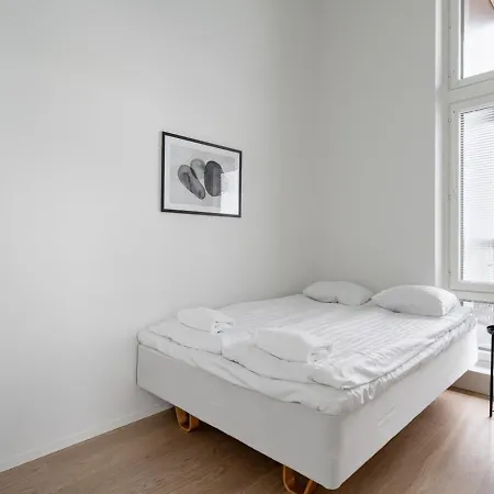 New 3br Penthouse Loft - Sauna & Free Parking *