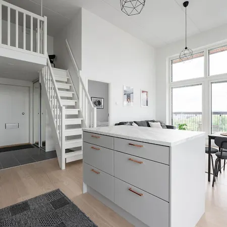 New 3br Penthouse Loft - Sauna & Free Parking