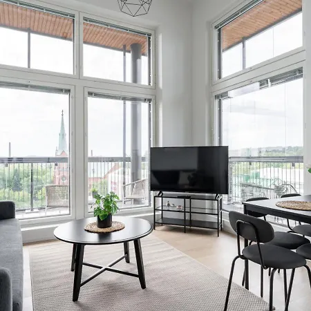 New 3Br Penthouse Loft - Balcony & Sauna *